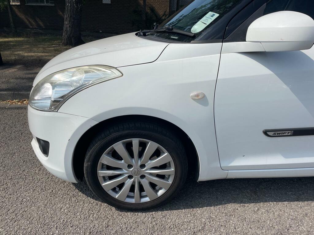 Suzuki Swift 1.2L Sz3 White #9