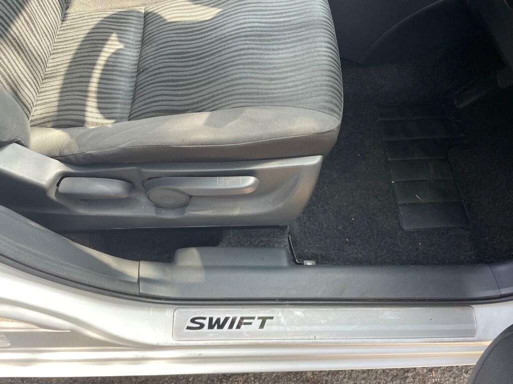 Suzuki Swift 1.2L Sz3 White #13