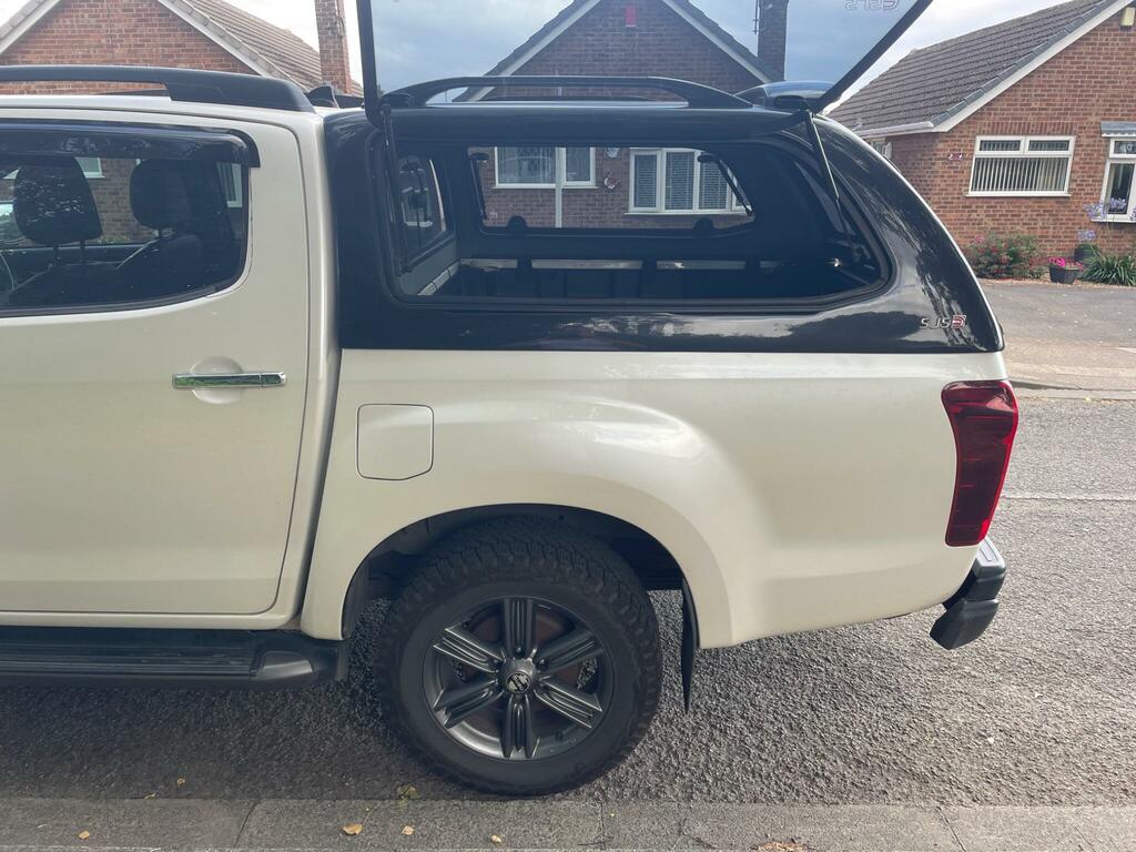 Isuzu D-Max 1.9 Td 161 Blade Double Cab With Truckman Top White #22