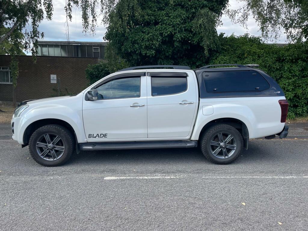 Isuzu D-Max 1.9 Td Blade 4Wd Euro 6 White #4