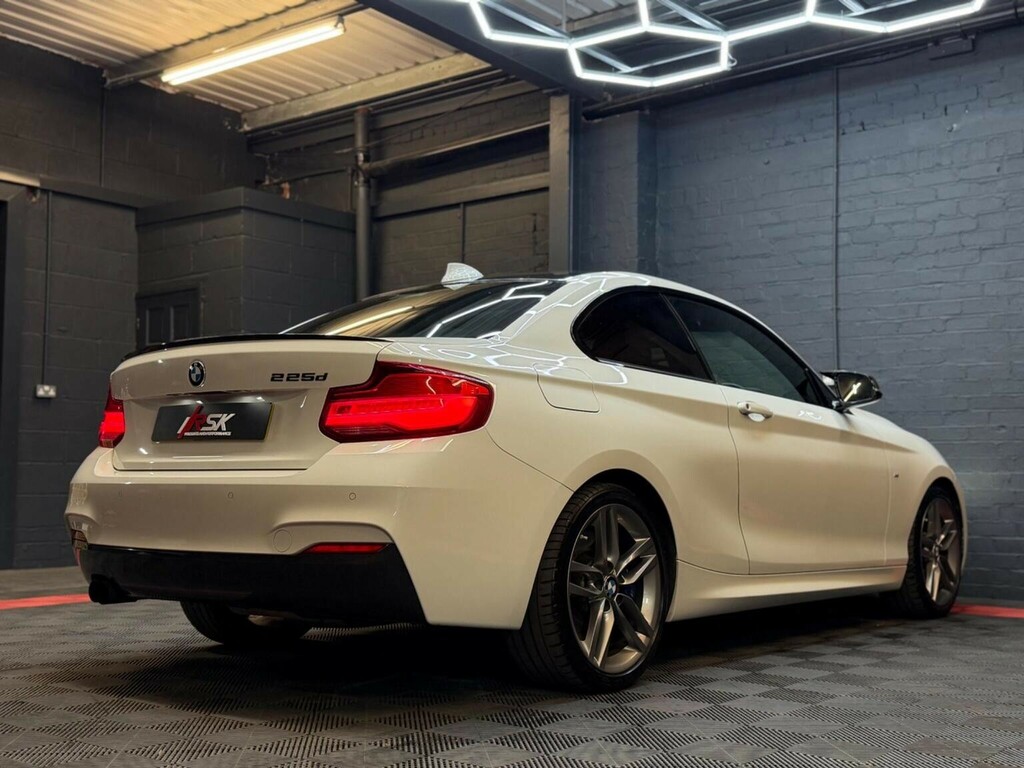 BMW 2 Series White #13