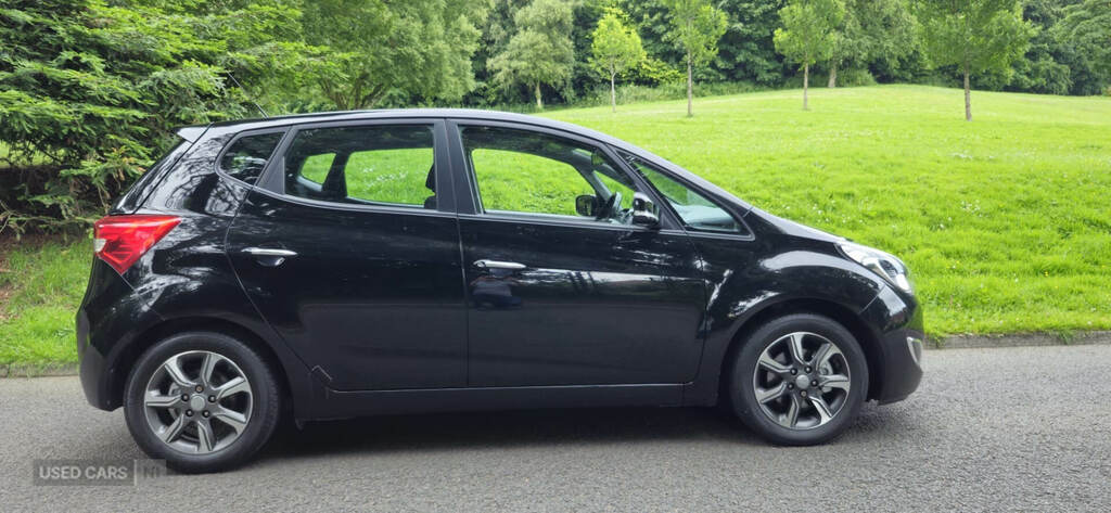 Hyundai Ix20 1.4 Blue Drive Se EA17EZU Black #2