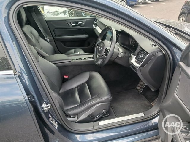 Volvo V60 2.0 D4 R-design Plus Estate Euro 6 Black #7