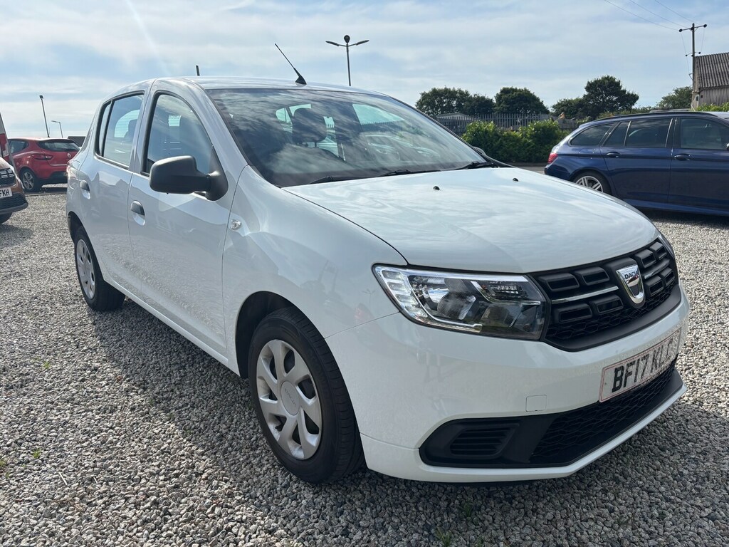Dacia Sandero 0.9 Tce Ambiance White #2