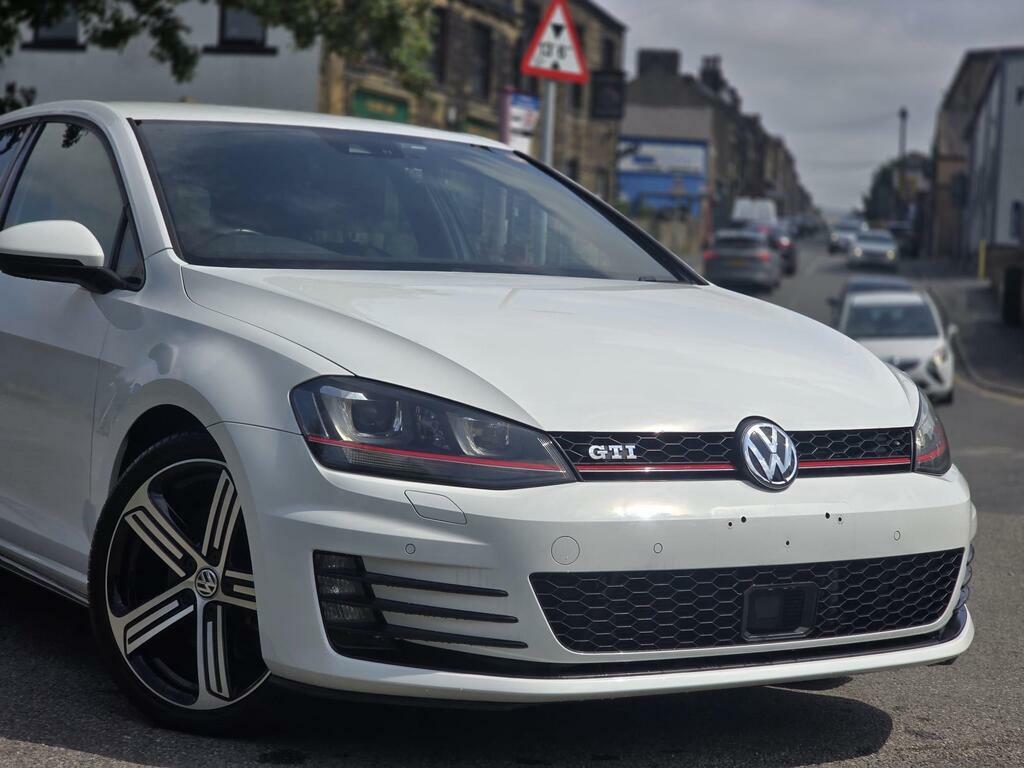 Volkswagen Golf 2.0 Tsi Bluemotion Tech Gti Hatchback White #5
