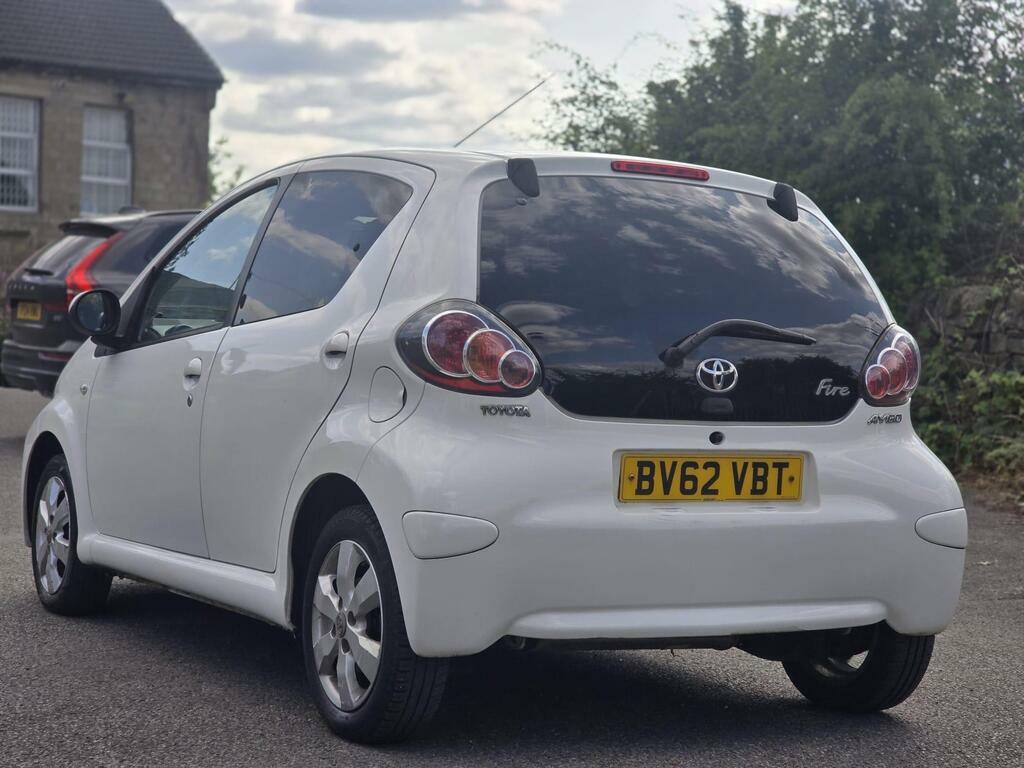 Toyota Aygo 1.0 Vvt-i Fire Euro 5 White #3