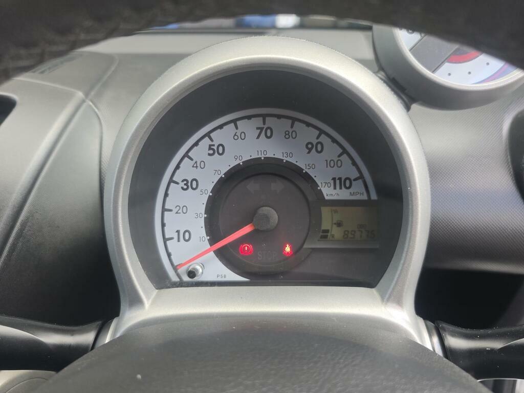 Toyota Aygo Hatchback Silver #19
