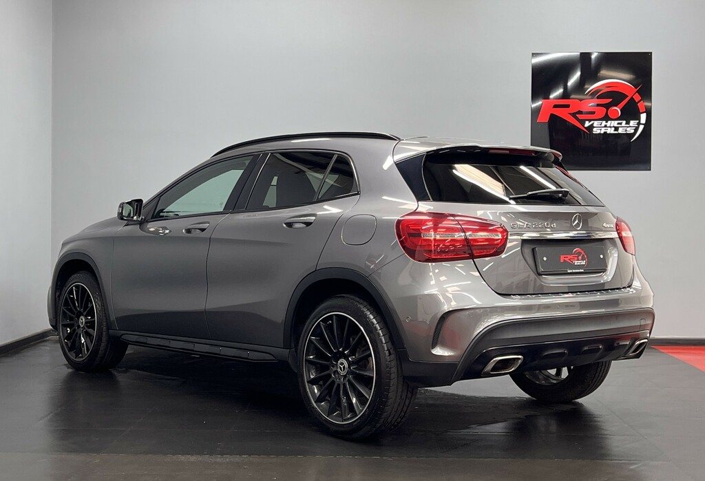 Mercedes-Benz GLA Class Suv 2.1 Gla220d Amg Line Premium Suv PX68VNL Grey #2