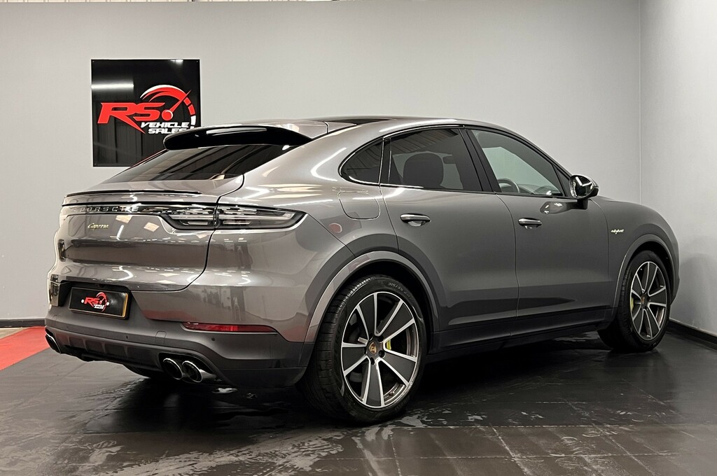 Porsche Cayenne Coupe 3.0 V6 E-hybrid 14.1Kwh Coupe Plu LX69NVA Grey #5