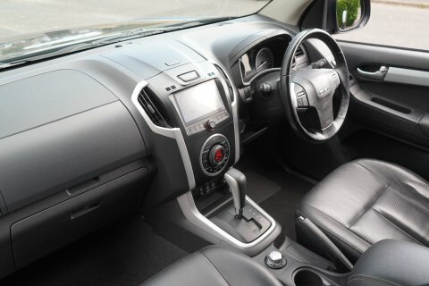 Isuzu D-Max At35 Just Serviced White #4