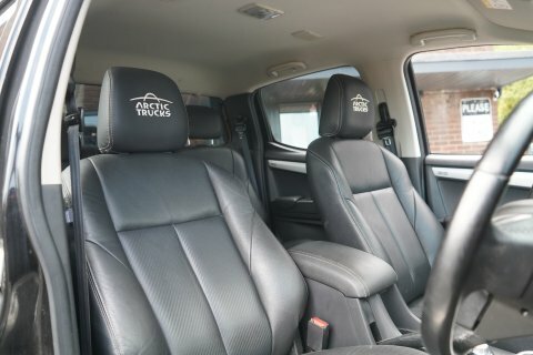Isuzu D-Max 2.5 Td Blade Pickup 4X4 192 Gk Black #25