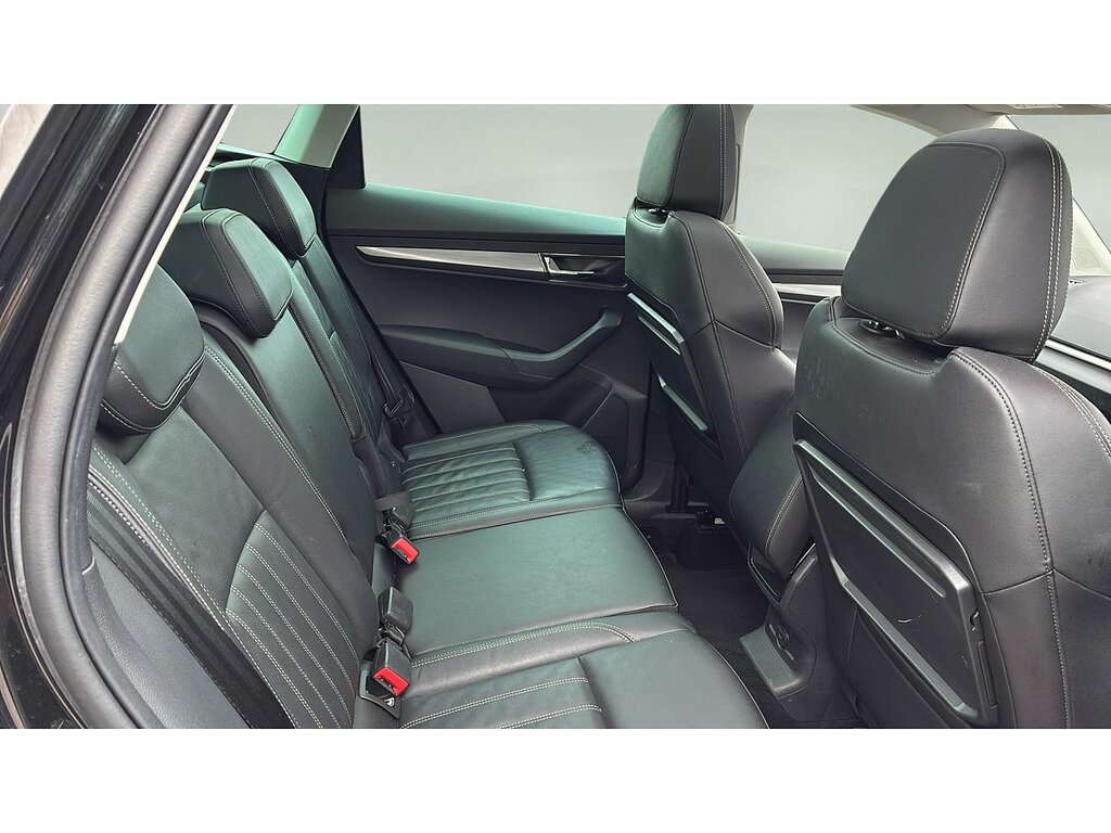 Skoda Karoq 1.5 Tsi Act Edition Dsg Euro 6 Ss Black #4