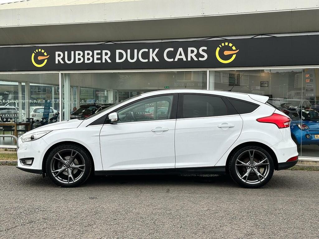 Ford Focus 1.0T Ecoboost Titanium X Euro 6 Ss White #5
