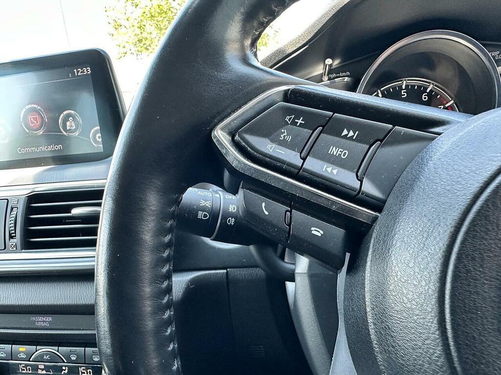 Mazda 3 2.0L Sport Nav 118 Bhp White #17