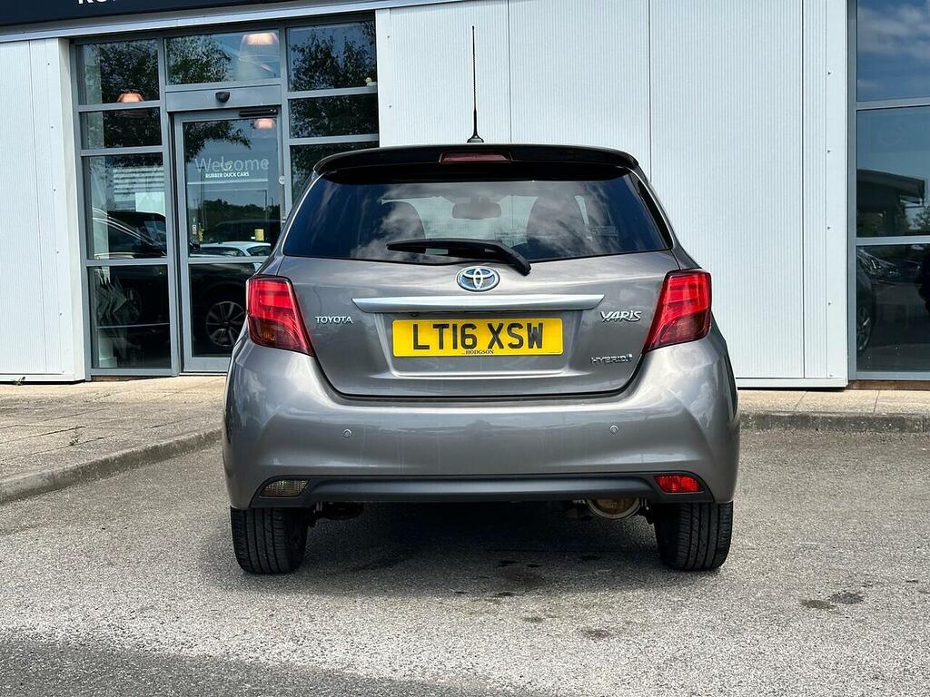 Toyota Yaris 1.5 Vvt-h Excel E-cvt Euro 6 15In Alloy LT16XSW Brown #6