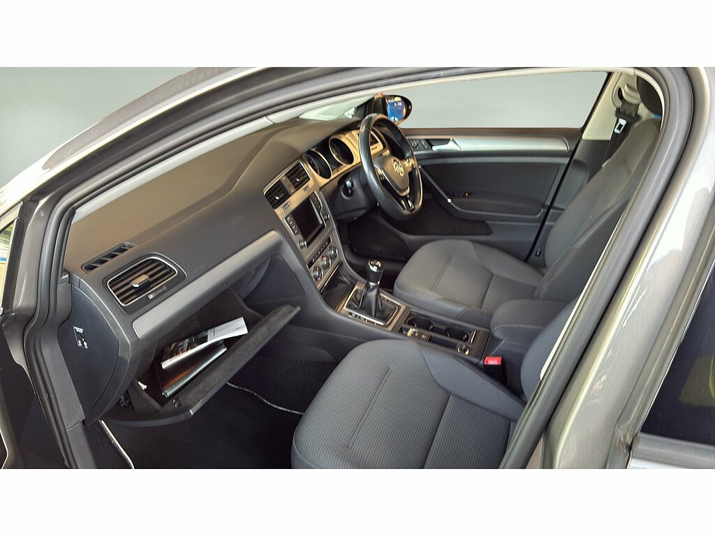 Volkswagen Golf 1.4 Tsi Bluemotion Tech Match Edition Hatchback NG66BNO Grey #4