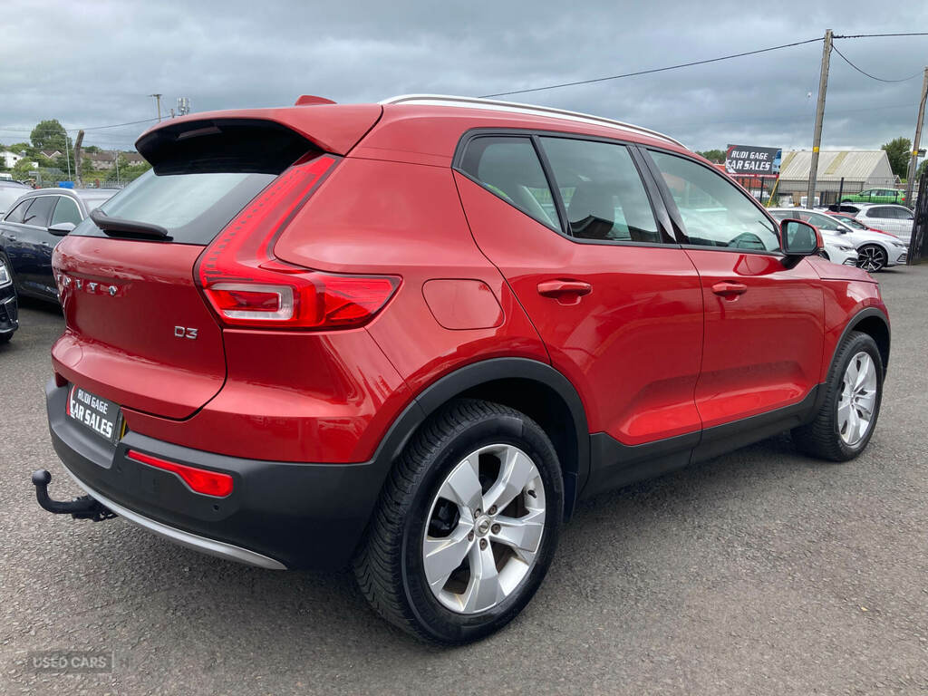Volvo XC40 2.0 D3 Momentum NV19OYO Red #6