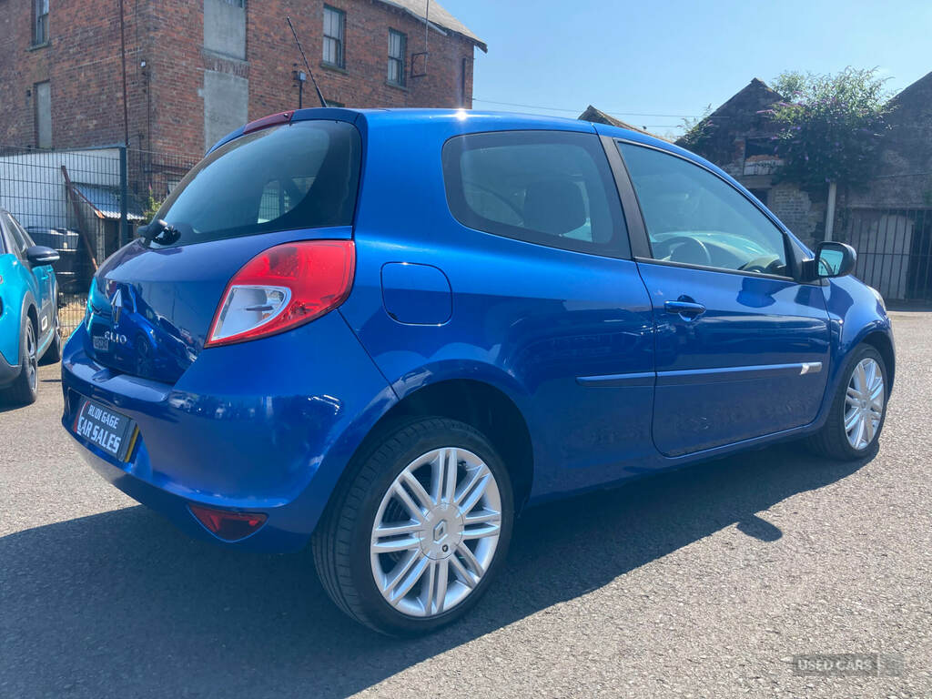 Renault Clio 1.2 16V Dynamique Tomtom Blue #5