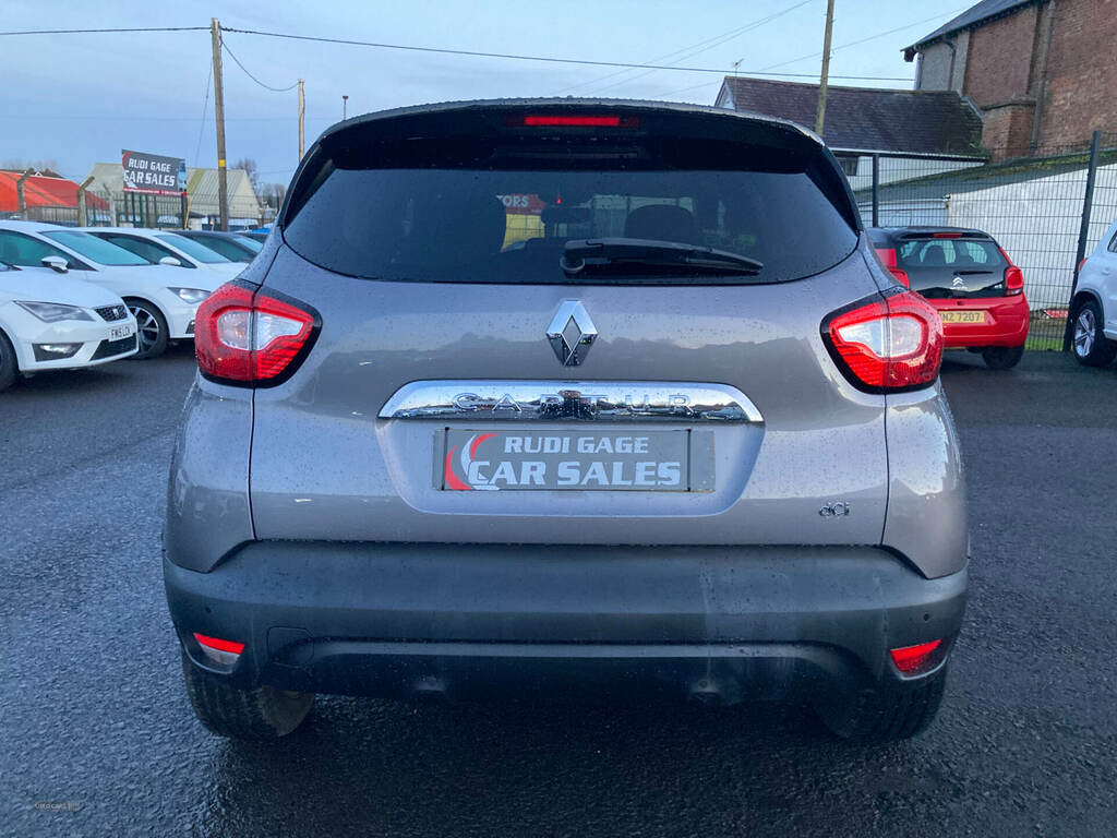 Renault Captur 0.9 Tce 90 Dynamique Nav White #7