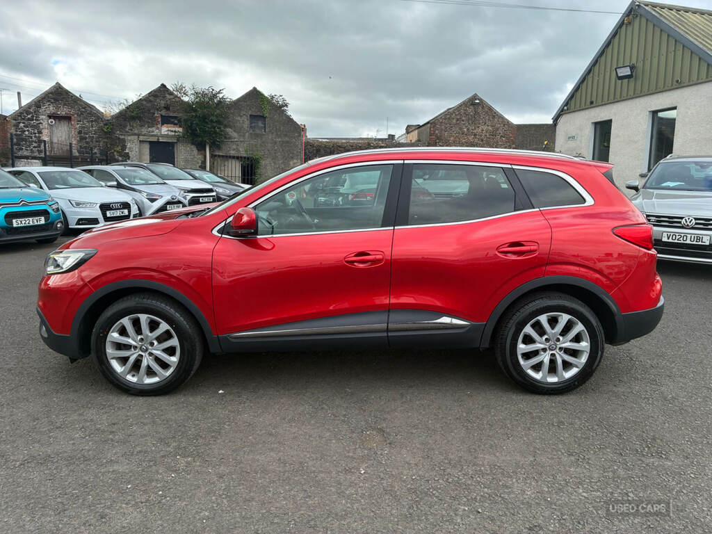 Renault Kadjar 1.5 Dci Dynamique Nav Red #4