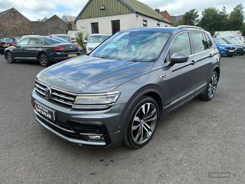 Volkswagen Tiguan 2.0 Tdi 150 R-line Tech Dsg Grey #3
