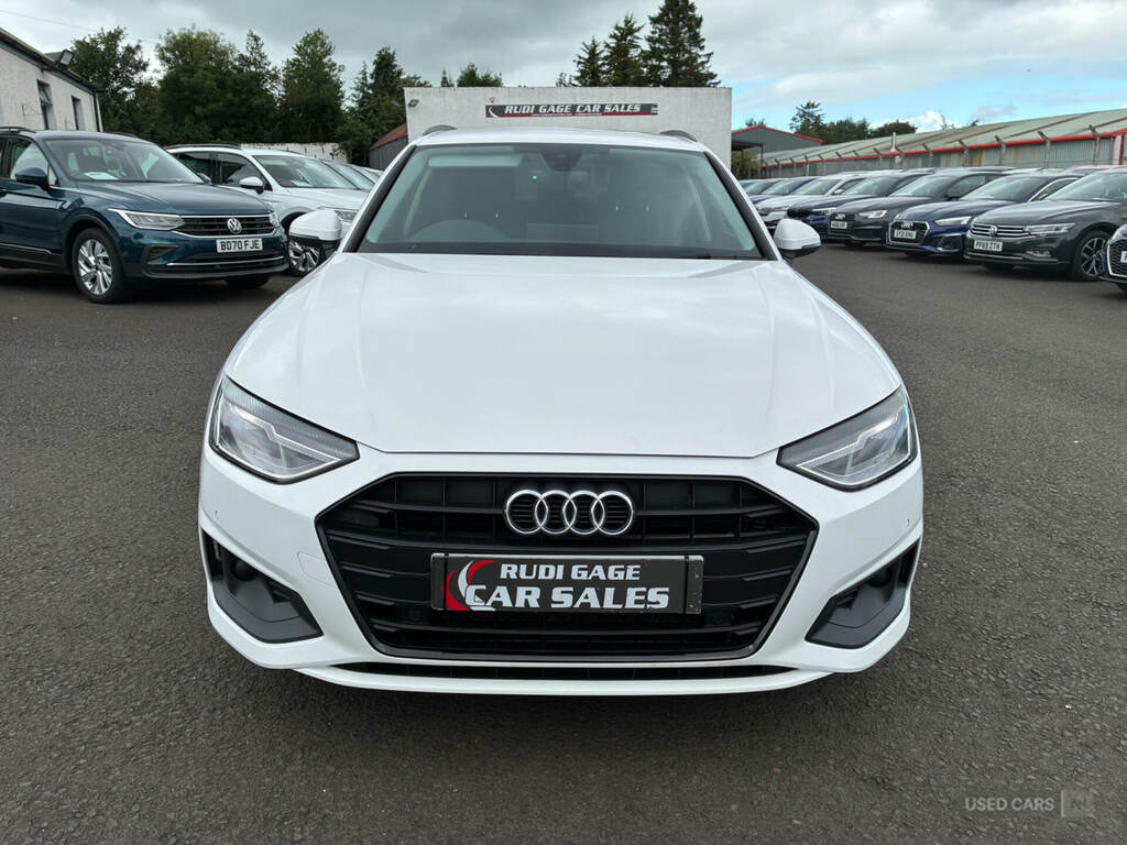 Audi A4 35 Tdi Technik S Tronic White #2