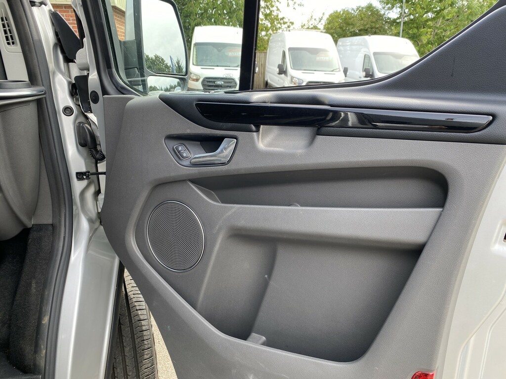 Ford Tourneo Custom 320 2.0 Ebl 185 Lwb Titanium X 8 Seat No Vat Orange #18