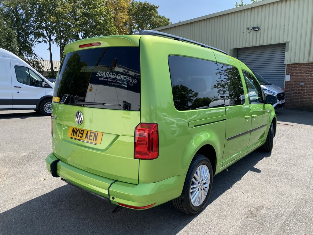 Volkswagen Caddy Maxi Life Wheelchair Accessible Vehicle 2.0 Tdi 201919 Green #3