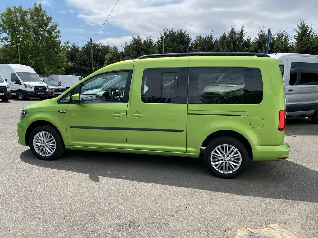 Volkswagen Caddy Maxi Life 2.0 Tdi Green #6