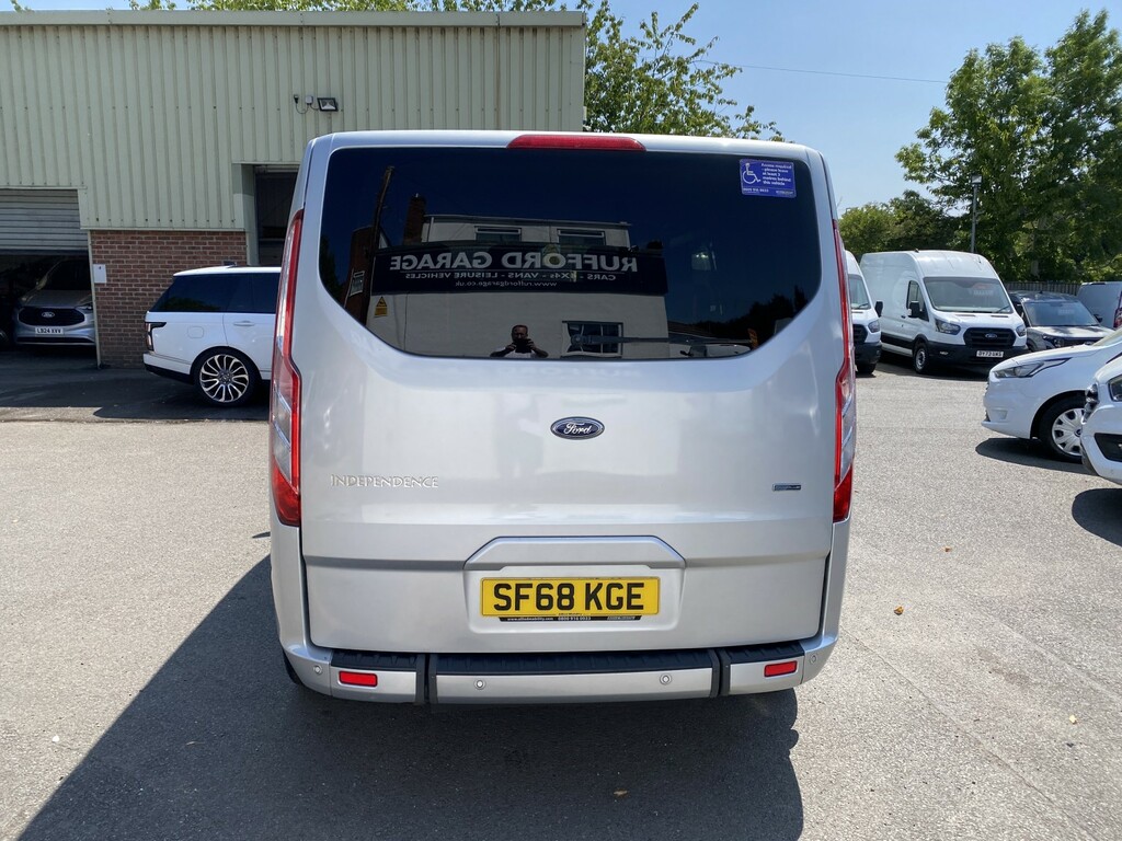 Ford Tourneo Custom Wheelchair Accessible Vehicle 2.0 310 Ecoblue Tita Silver #4