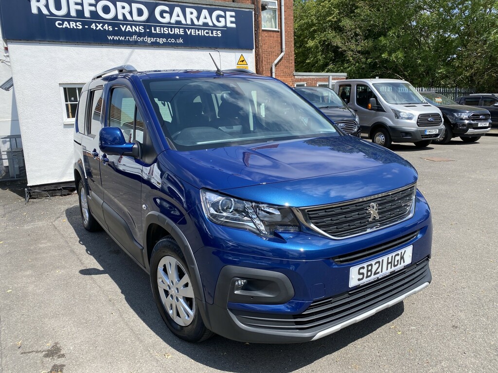 Peugeot Rifter Wheelchair Accessible Vehicle 1.5 Bluehdi Allure P Blue