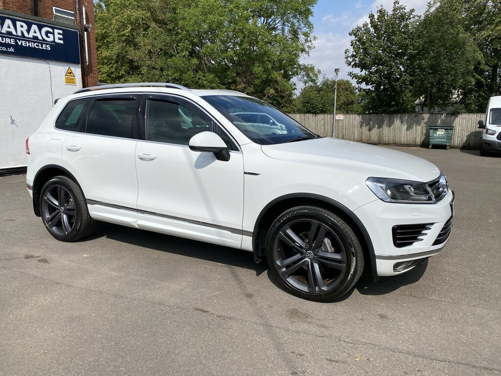 Volkswagen Touareg Suv 3.0 Tdi V6 Bluemotion Tech R-line Plus 20171 White #2