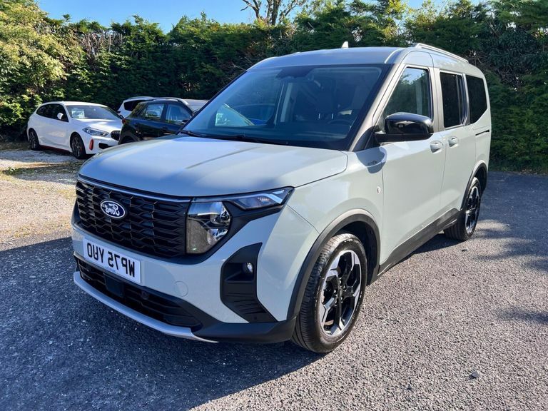Ford Tourneo Courier 1.0 Ecoboost Active Euro 6 Ss Grey #3