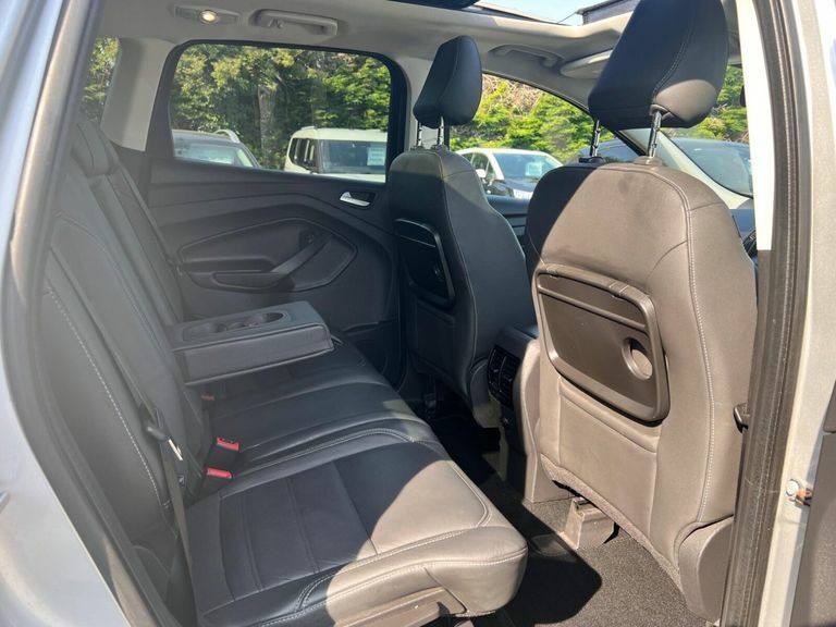 Ford Kuga Kuga St-line Tdci White #24