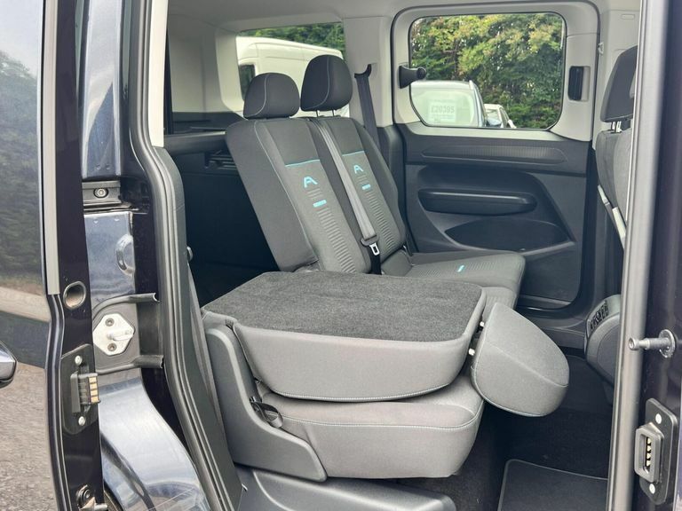 Ford Tourneo Connect Titanium Grey #29