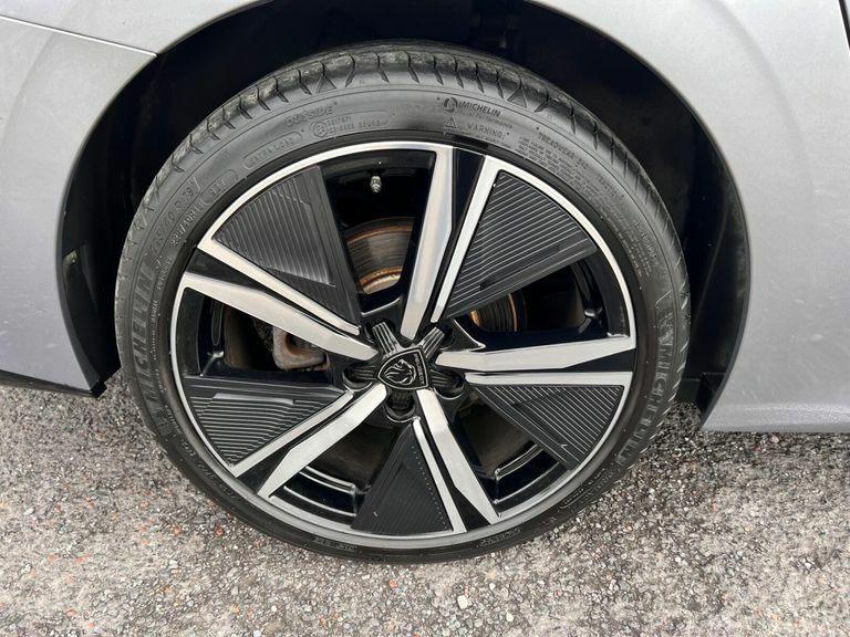 Peugeot 308 308 Active Premium Puretech Ss A Black #26