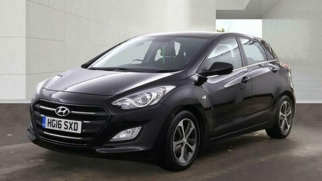 Hyundai I30 1.4 Blue Drive Se Euro 6 Ss Black #2