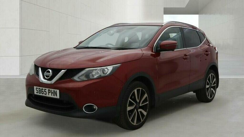 Nissan Qashqai 1.6 Dig-t Tekna 2Wd Euro 6 Ss Red #2