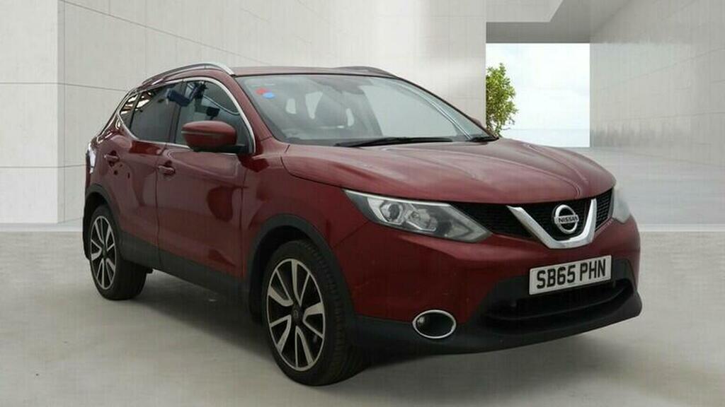 Nissan Qashqai 1.6 Dig-t Tekna 2Wd Euro 6 Ss Red