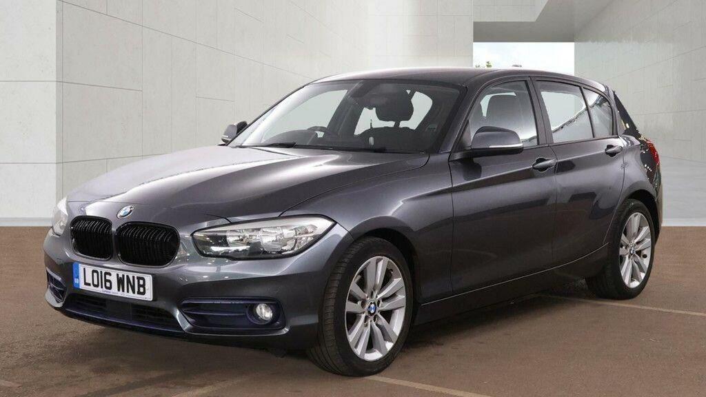 BMW 1 Series 2L M Sport White #2