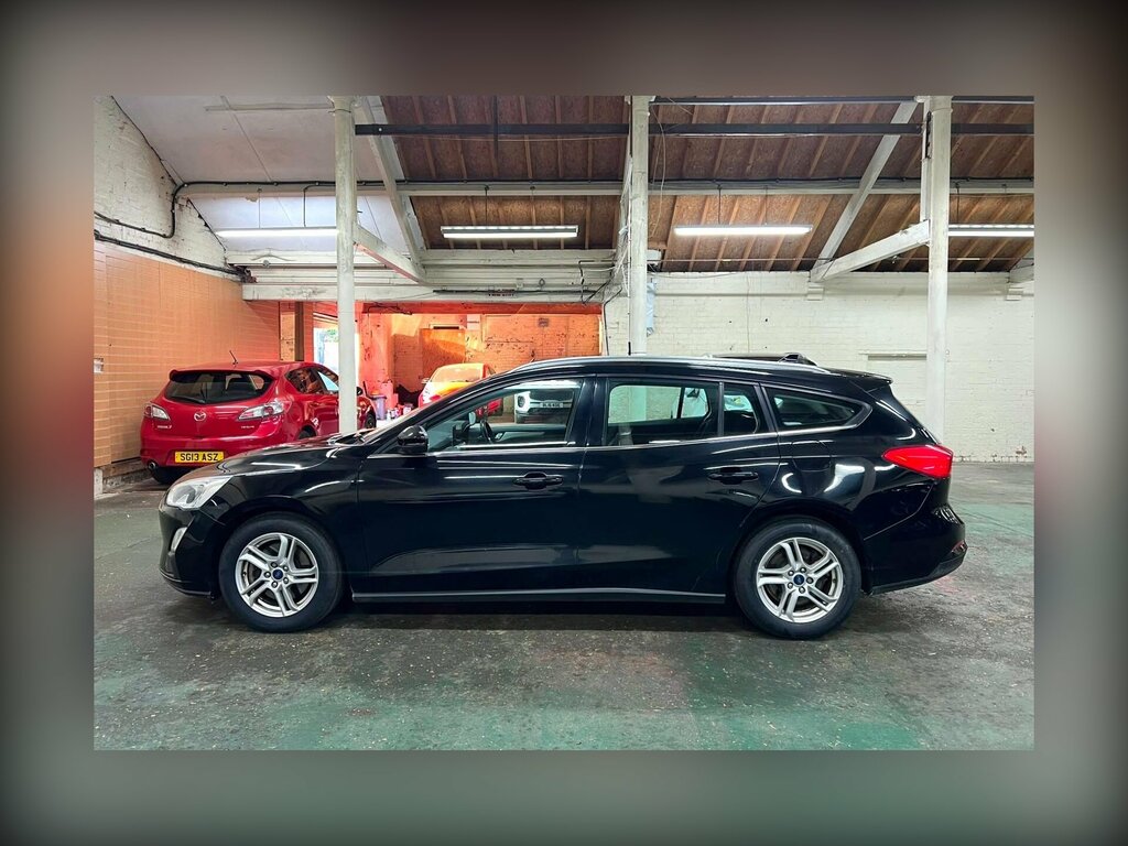 Ford Focus 1.5 Ecoblue Zetec Euro 6 Ss Black