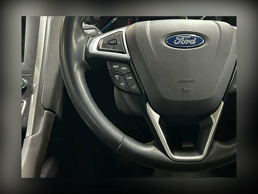 Ford Mondeo Titanium Edition Red #15