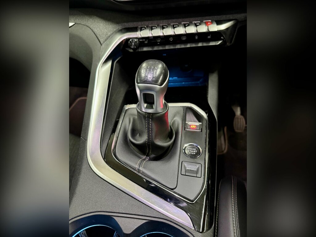 Peugeot 5008 Active Blue #15