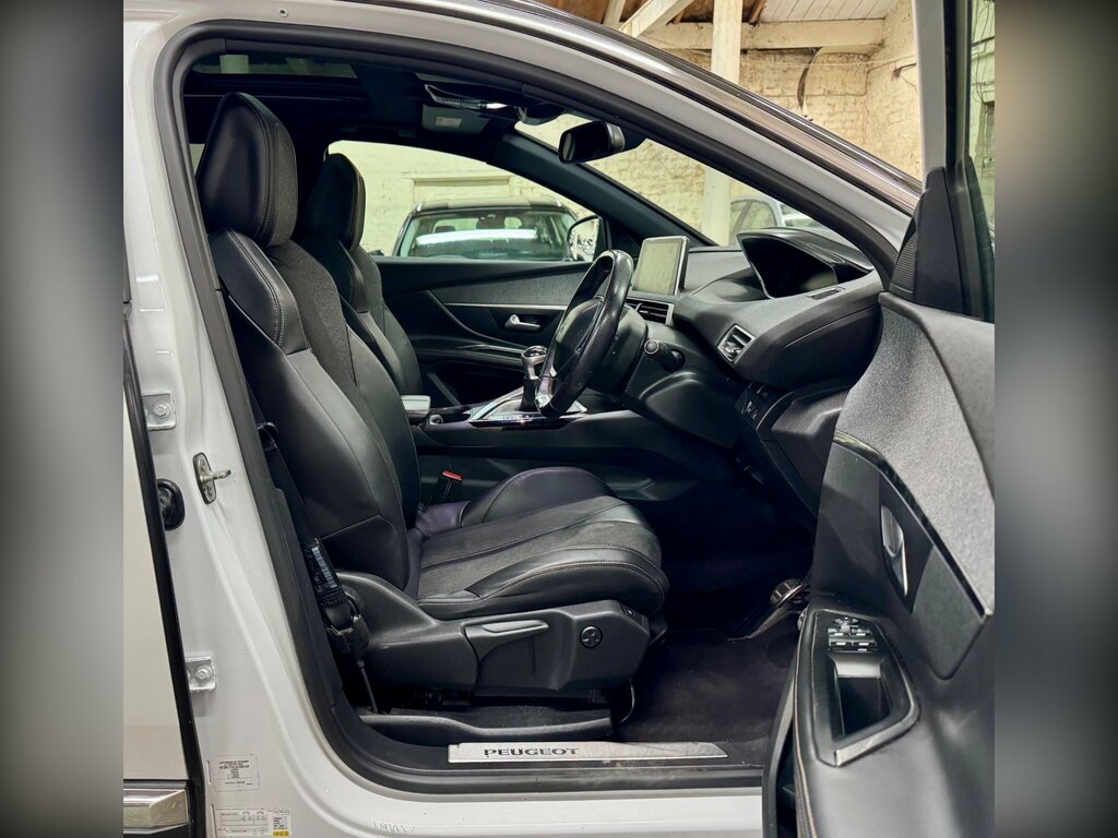 Peugeot 5008 Active Blue #16
