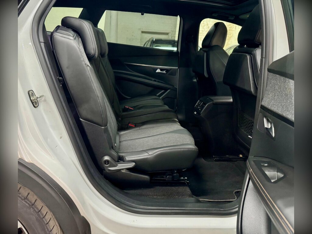 Peugeot 5008 Active Blue #18
