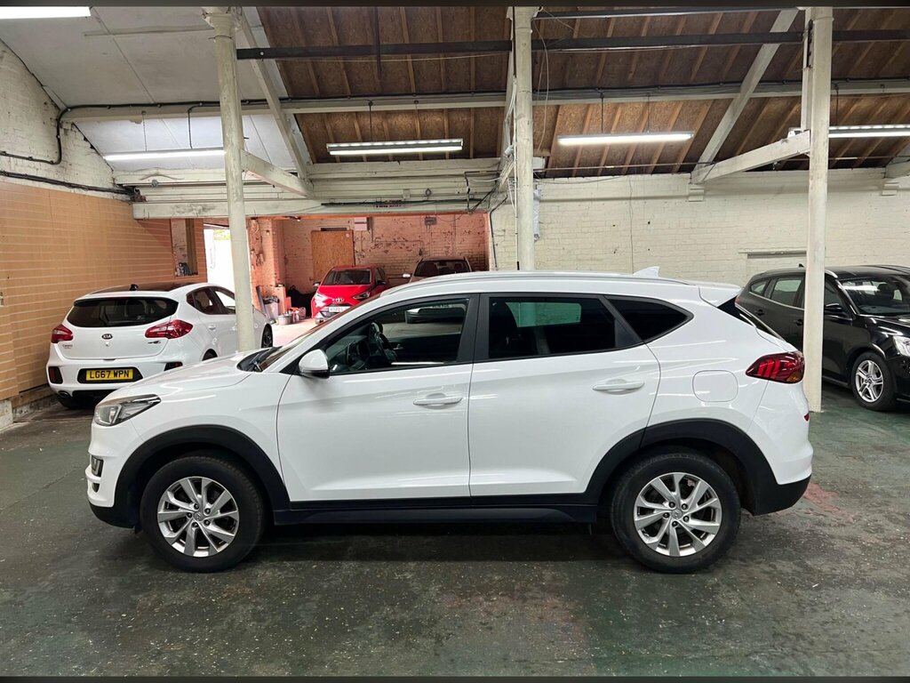 Hyundai Tucson 1.6 Gdi Se Nav Euro 6 Ss White #5