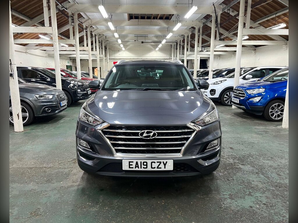 Hyundai Tucson 1.6 Gdi Se Nav Euro 6 Ss Grey #3