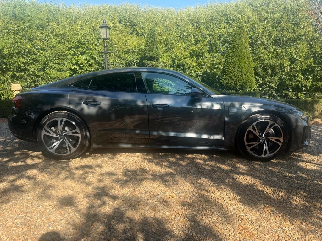 Audi E Tron GT Saloon 93.4Kwh Quattro 202222  #4