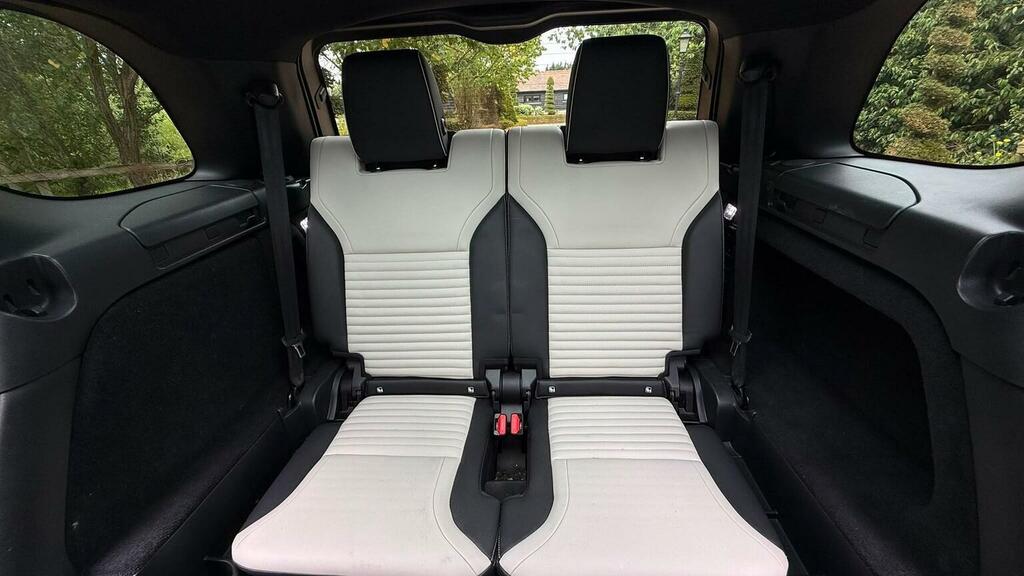 Land Rover Discovery R-dynamic Hse Black #18
