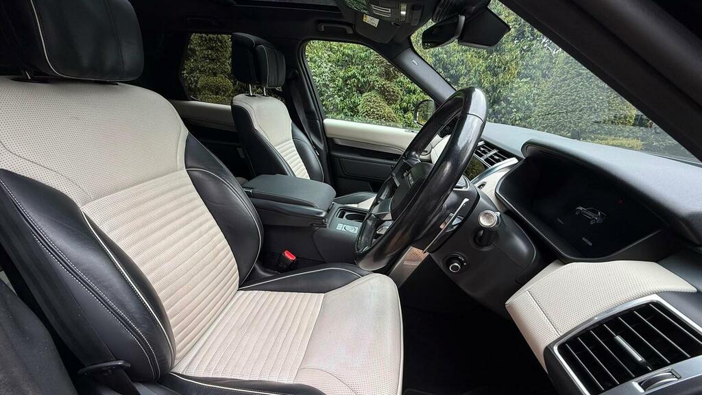 Land Rover Discovery R-dynamic Hse Black #9